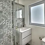 Les Du Pont - Lit Double - Wifi - Inclus - 6 Apartment Troyes
